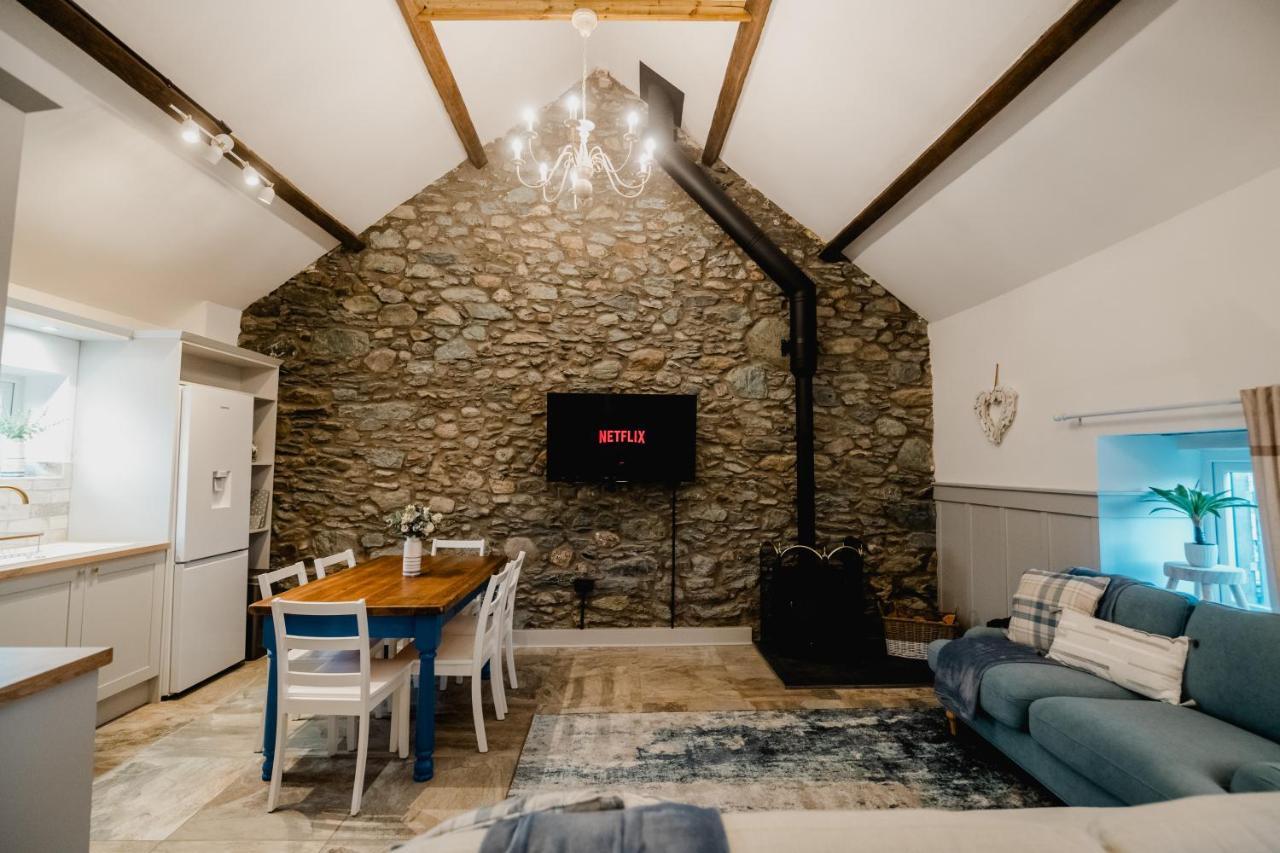 The Cow Shed At Pencraig Villa Holyhead Kültér fotó